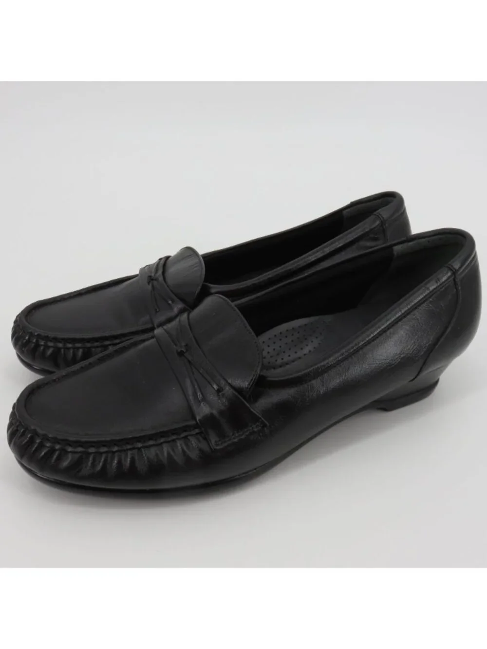 SAS Tripad Women 9.5 M L9146723 Black Leather Wedge Heel Loafer Shoes Slip On
